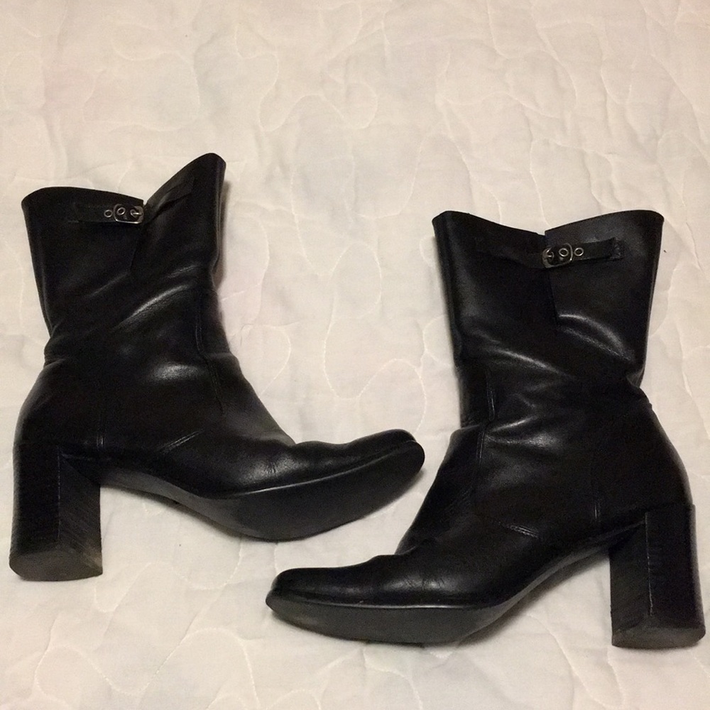 Steve Madden boots